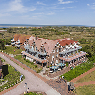 Hotel Strandhof Baltrum -  Ihre Unterkunft direkt am Meer und an den Dünen